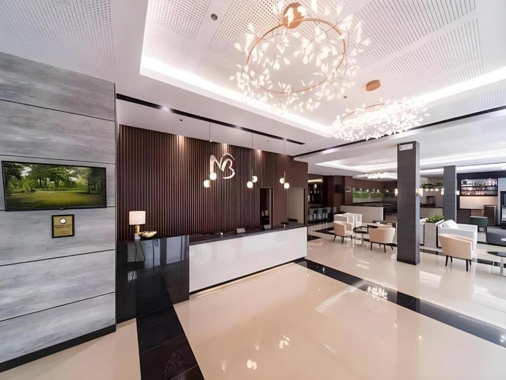 Mallberry Suites Business Hotel Cagayán de Oro Extérieur photo
