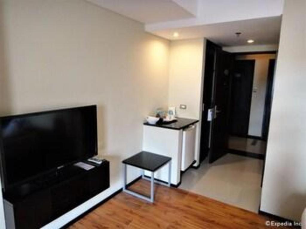 Mallberry Suites Business Hotel Cagayán de Oro Extérieur photo