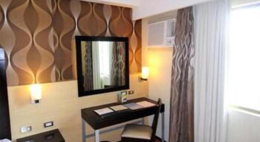 Mallberry Suites Business Hotel Cagayán de Oro Extérieur photo