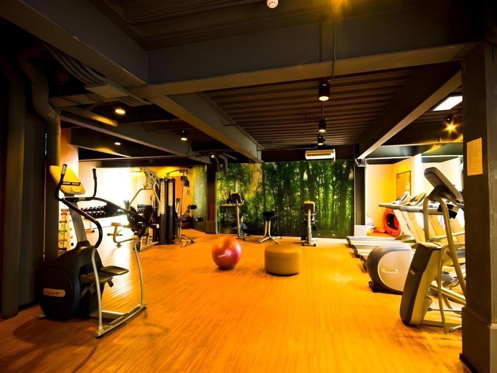 Mallberry Suites Business Hotel Cagayán de Oro Extérieur photo